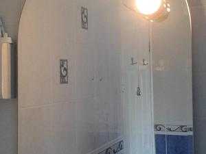 white gloss laminate shower  wall panel
