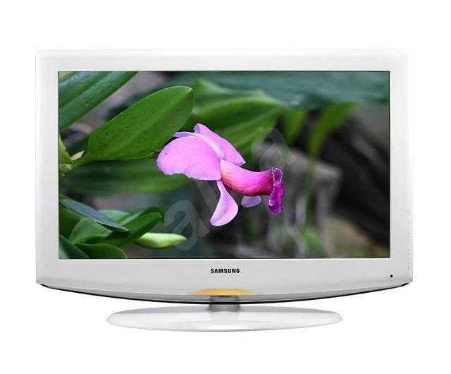White Samsung 32quot LCD TV