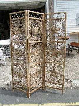 Wicker folding screen