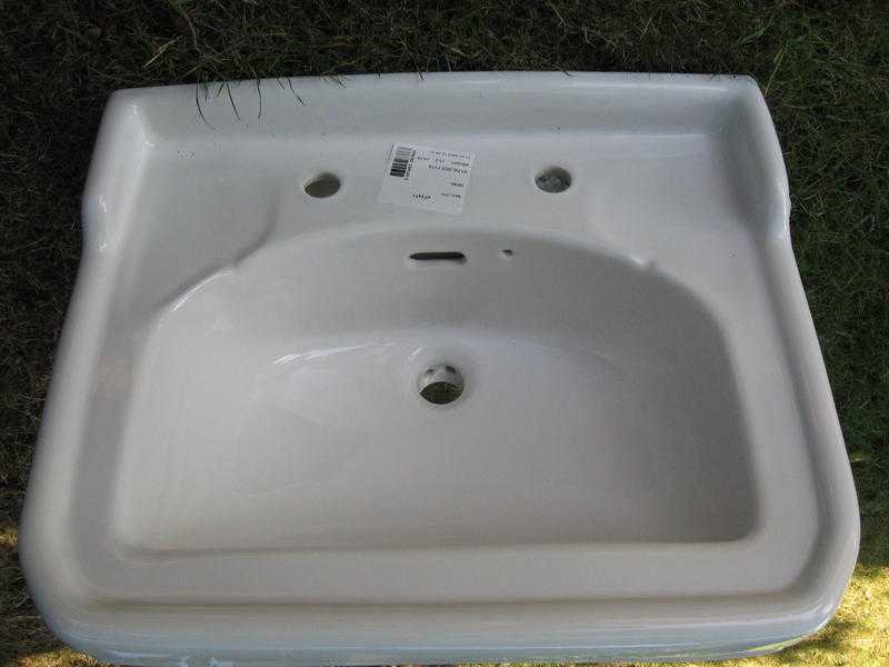 Wickes Hamilton Basin (With Upstand) - NEW 35