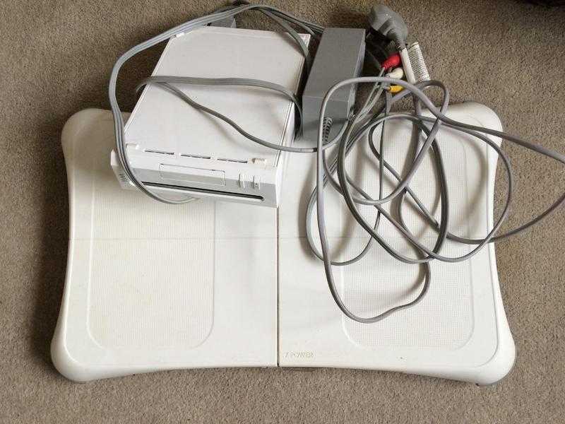 Wii fit board and games console