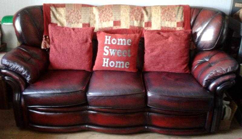 WINCHESTER OXBLOOD LEATHER 3 SEATER  2 SEATER PLUS POUFFE