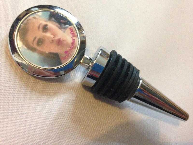 Wine Bottle Stopper (Personalised with Image) - Unique Gift