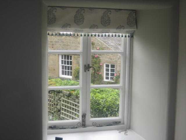 Winney and Rose,  Curtain and Blinds made to measure