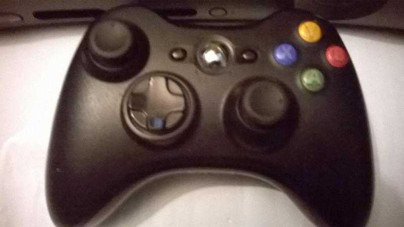 WIRELESS BLACK XBOX 360 CONTROLLER