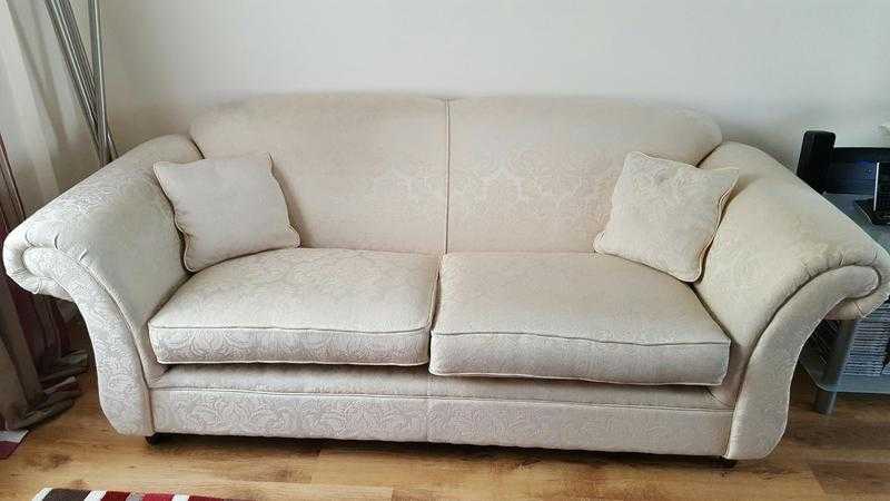 Woburn 2 Seater amp 3 Seater Sofa by Kirkdale.