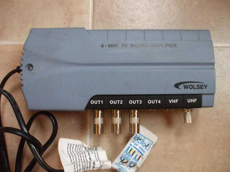 WOLSEY TV BOOSTER 4 WAY DOMESTIC SIGNAL AMPLIFIER