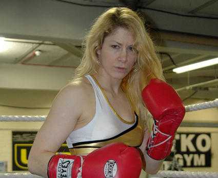 Women Only Boxing Classes  Get Fit Fast And Have Fun Beating The Crap Out Of Stuff