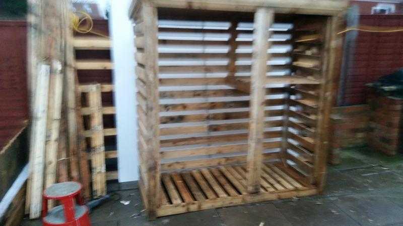 woodan log storage unit