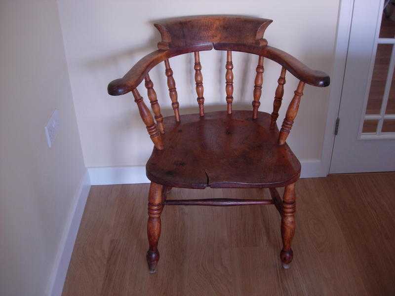 Wooden Captains Chair