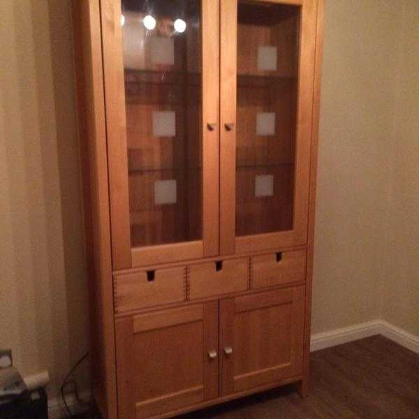 Wooden display cabinet