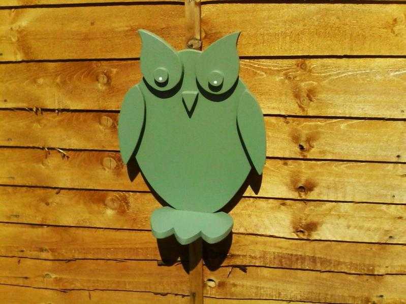 Wooden owl plant pot holder