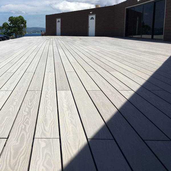 Wpc composite decking