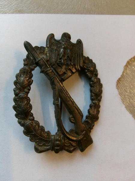 WW2 German Infantry lapel Badge