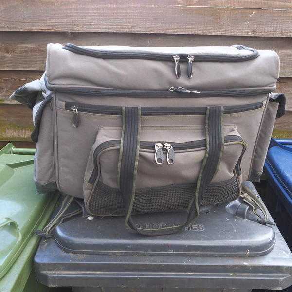 Wychwood fishing bag