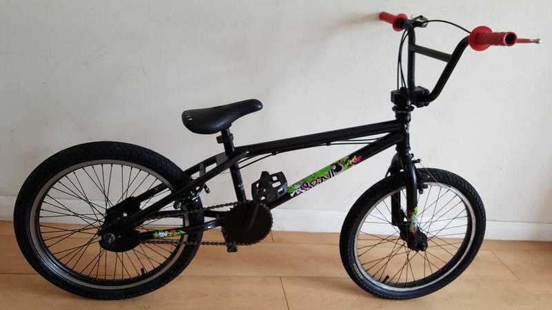 X Rated 8 Ball BMX Bike. 360 Gyro - 20 inch wheels. (Suit age 8 to 16 years).