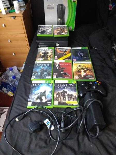 Xbox 360 250GB with 10 games and leads etc