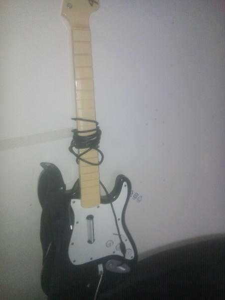 Xbox 360 guitar