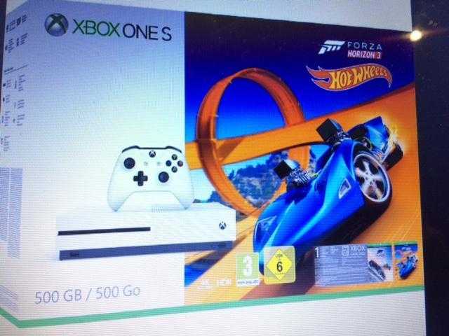 Xbox one S 500gb forza horizon 3 x hot wheels