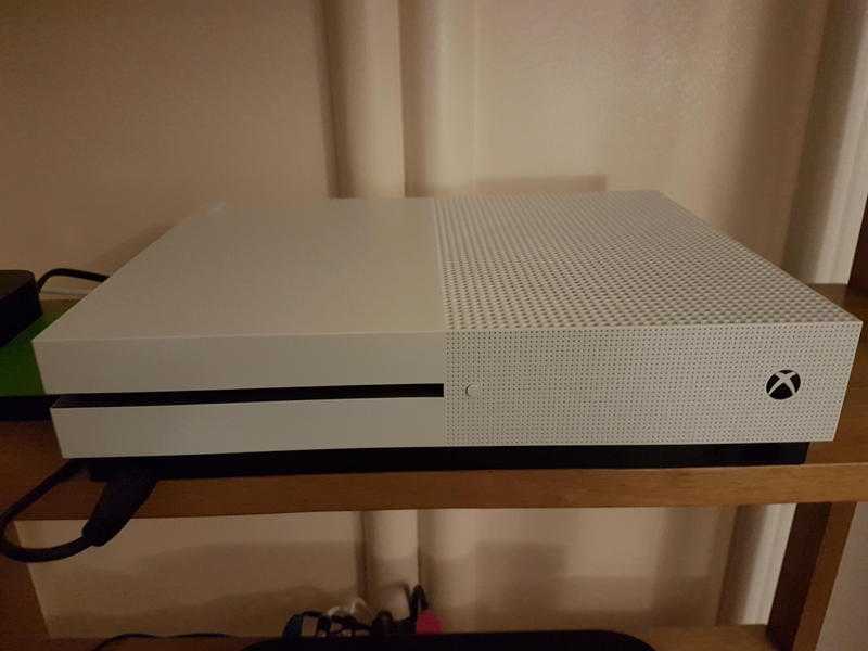 Xbox One S 500GB with 8 games  extras