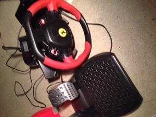 Xbox oneThrustmaster Ferrari 458 Spider steering wheel and stand