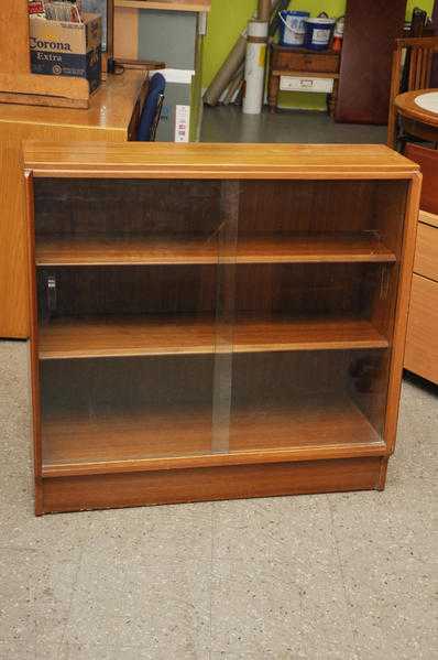 XMAS SALE NOW ON Retro Shelving Display Unit - Local Delivery 19