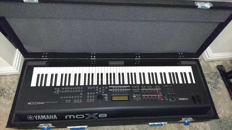 Yamaha 88 note MXO8 Music Production Synthesizer