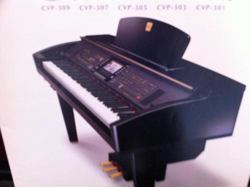 Yamaha Clavinova Digital Piano CVP 210