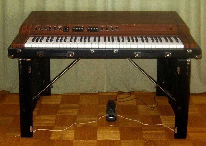 Yamaha cp30 electric piano