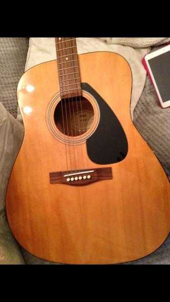 Yamaha F-310 Guitar