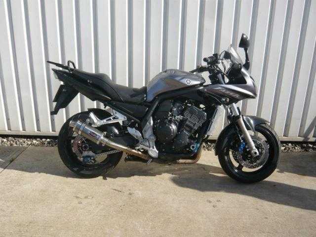 Yamaha FZS 2005