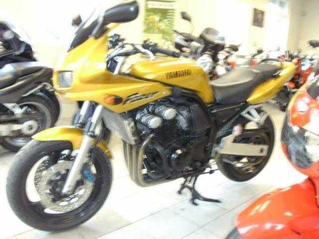 Yamaha FZS