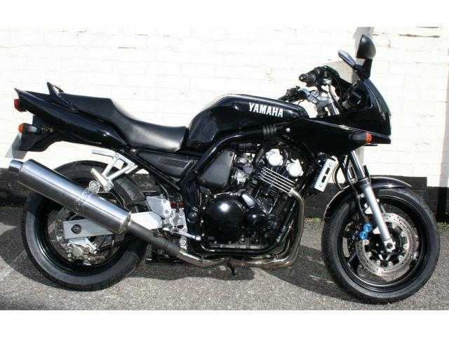 Yamaha FZS