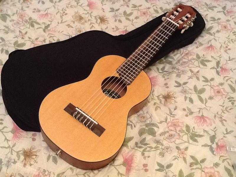 Yamaha GL1 Guitalele