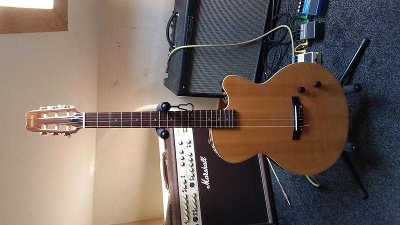 Yamaha NSX500NS Nylon Guitar