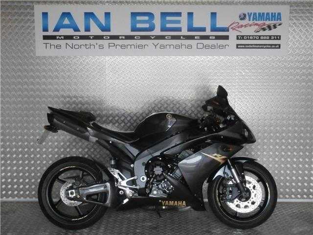 Yamaha R1 2008