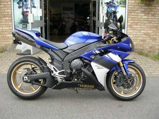 Yamaha R1 2008