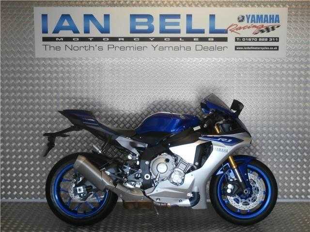 Yamaha R1 2015