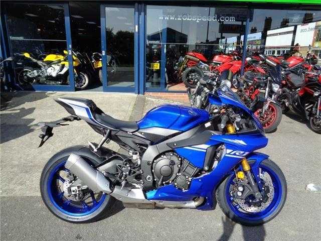 Yamaha R1 2017