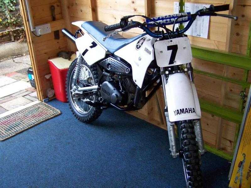 YAMAHA RT100 motocross bike