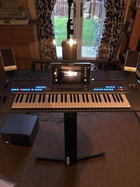 Yamaha Tyros 5 Arranger Workstation Keyboard original Condition