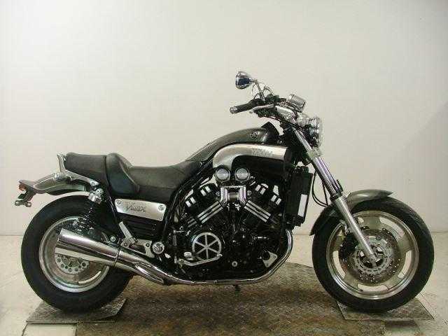 Yamaha V-Max 2000