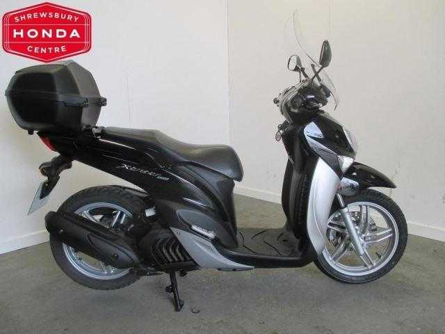 Yamaha XEnter 2013