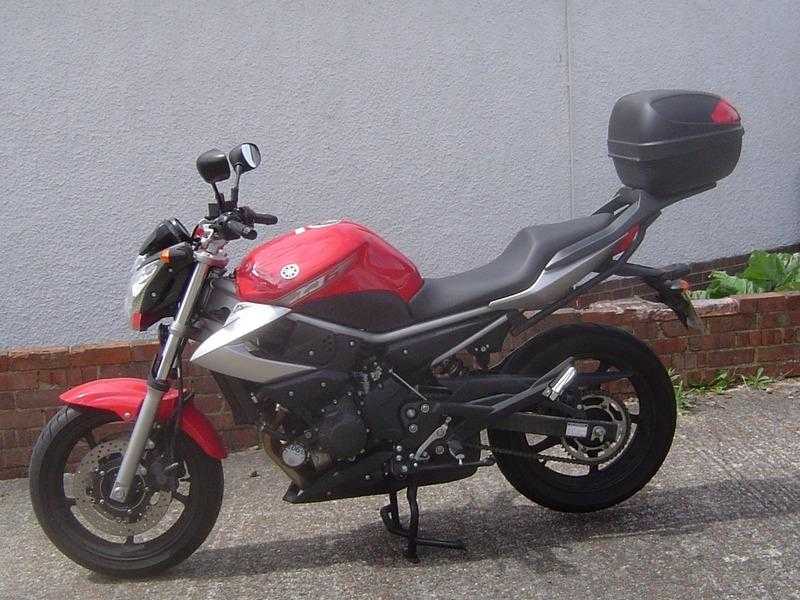 Yamaha XJ 6 N 2012