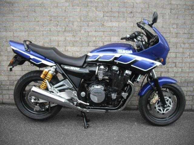 Yamaha XJR 1996