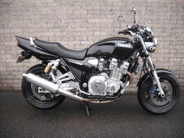 Yamaha XJR 2000