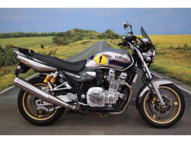 Yamaha XJR 2009