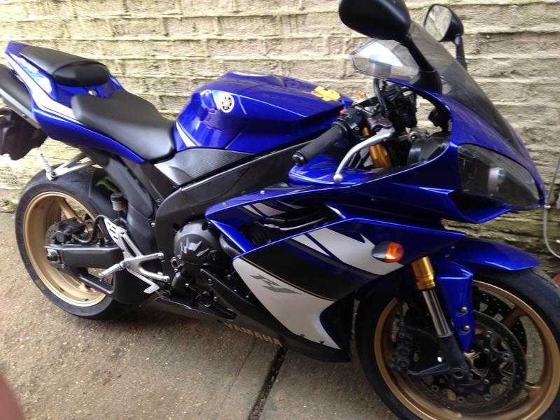 Yamaha YZF  2008 R1