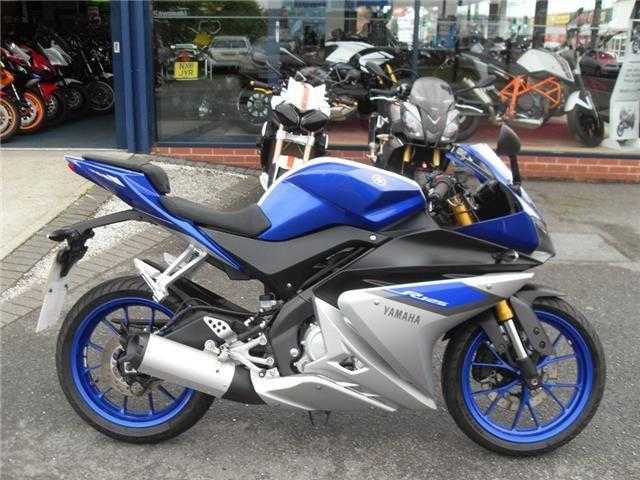 Yamaha YZF-R1 2015