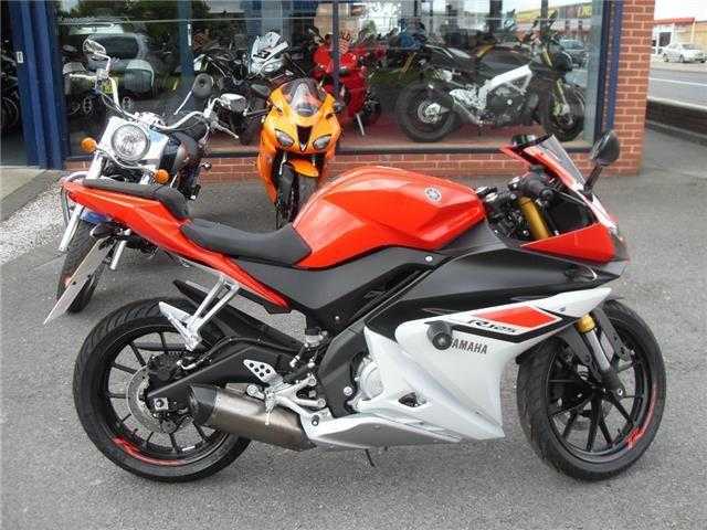 Yamaha YZF-R1 2015